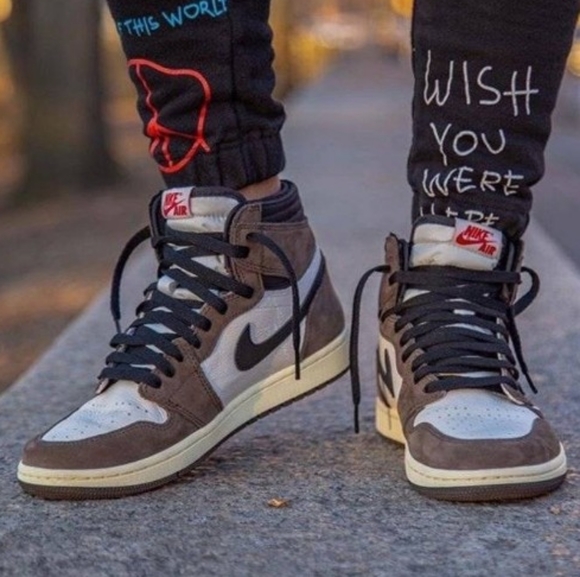 Nike Retro Air Jordan 1 - Picture 1 of 1